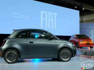 Los Angeles 2022: Fiat Brings the 500 Back to North America as the All-Electric 500e